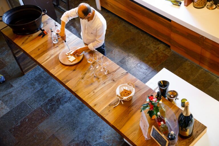 Liquid Gold Wine & Spirits